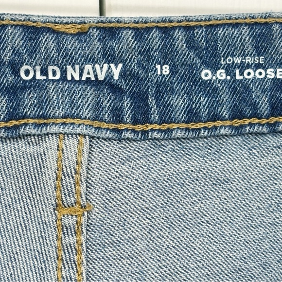 NWT Old Navy Courtney Medium Wash Denim O.G. Loose Straight Jeans 18 - Picture 4 of 16